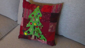 Season's Greetings Pillow Quilt (PDF Pattern)