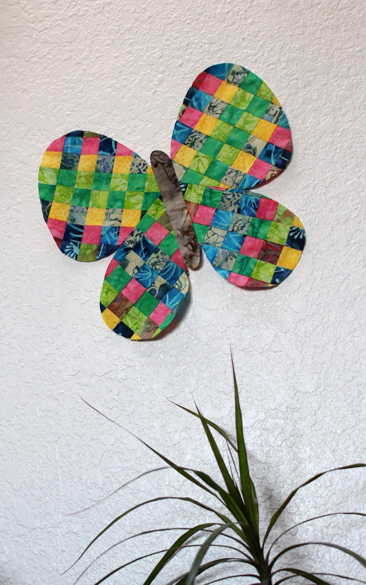 Rainbow Butterfly Wall Hanging Pattern Download - Raspberry Lane Crafts