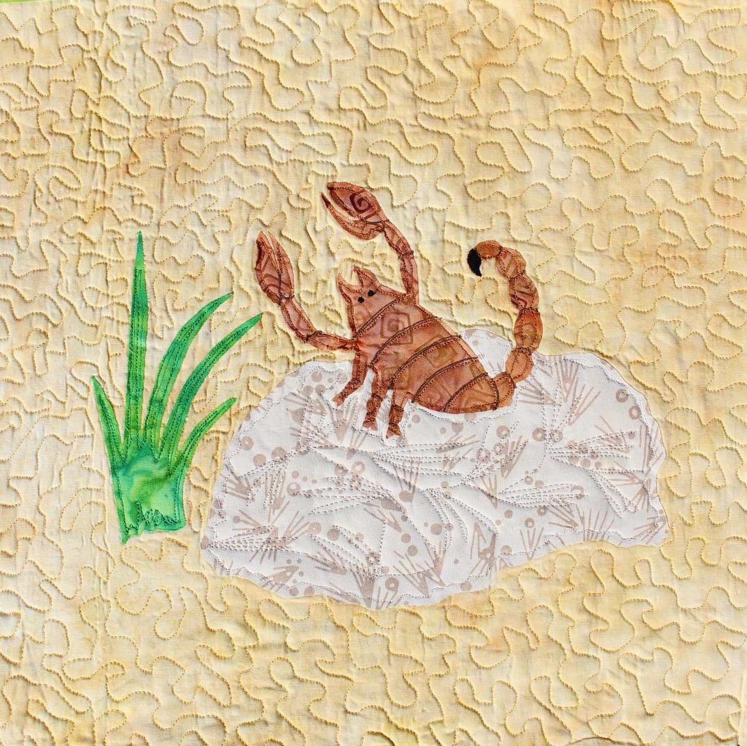 The Scorpion Quilt Pattern Download - Raspberry Lane Crafts