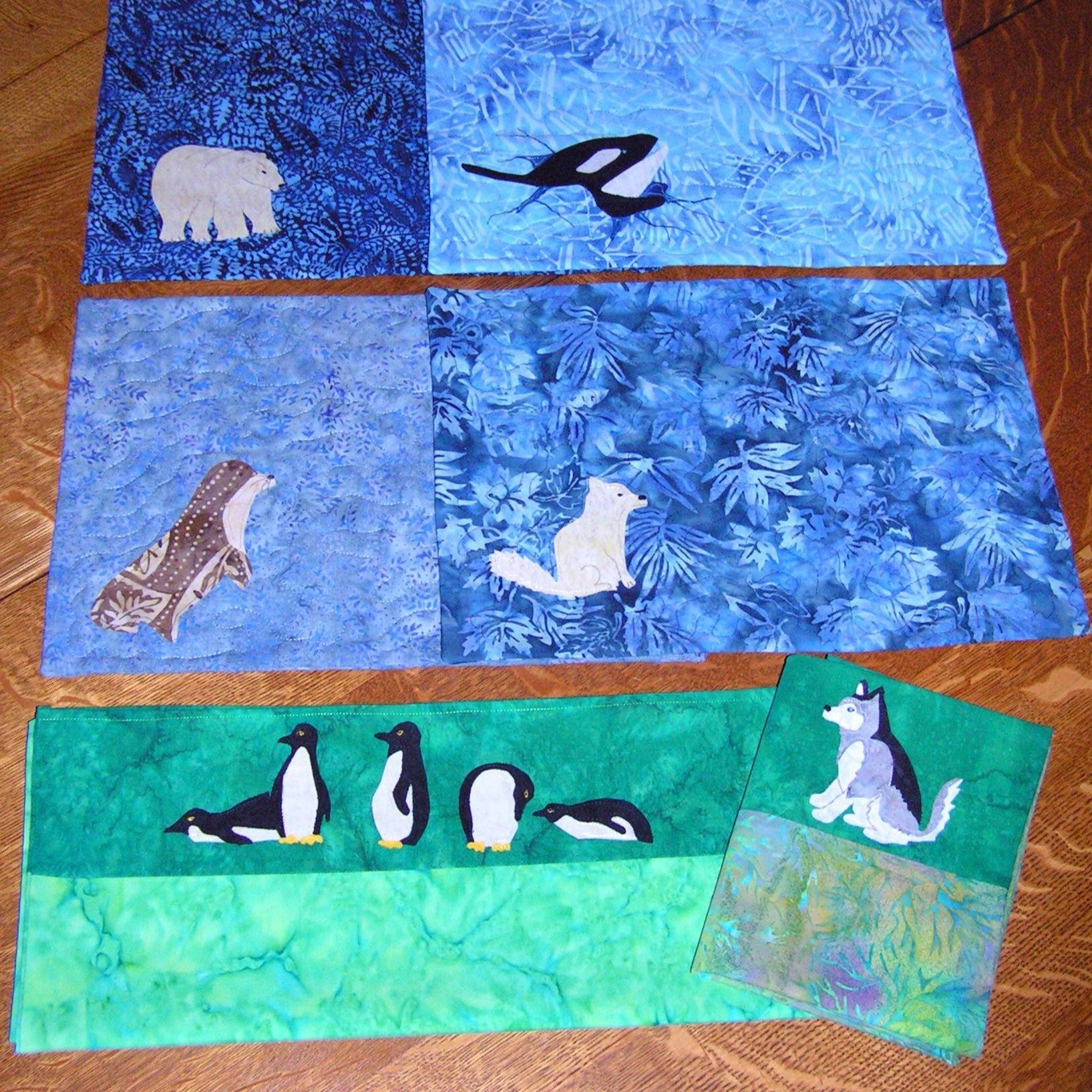 Winter Placemats and Pillowcases Quilt Pattern Download - Raspberry Lane Crafts